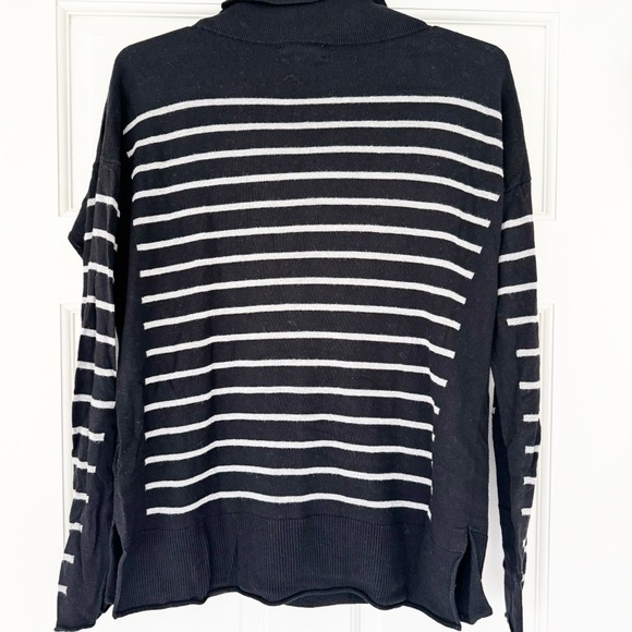 MARKET & SPRUCE cowl neck sweater size S black and grey striped cotton blend - Picture 4 of 7